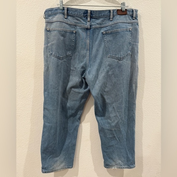 L.L. Bean Relaxed Fit Light Blue Wash Worn-In Distressed Jeans Size 44x29 - Picture 9 of 16